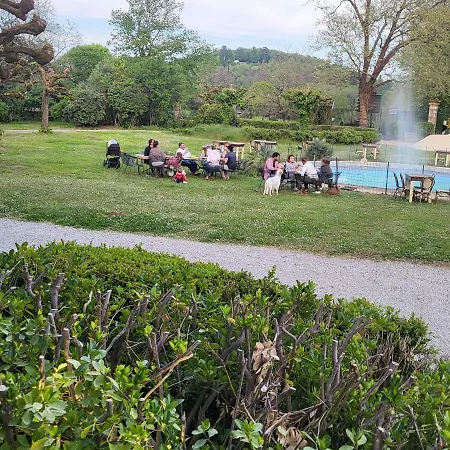 Le Pavillon De St Agnan Vakantiepark 3*