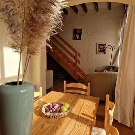 Le Pavillon De St Agnan Holiday park Hautefort