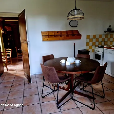 Holiday park Le Pavillon De St Agnan Hautefort