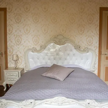 Le Pavillon De St Agnan 3* Hautefort