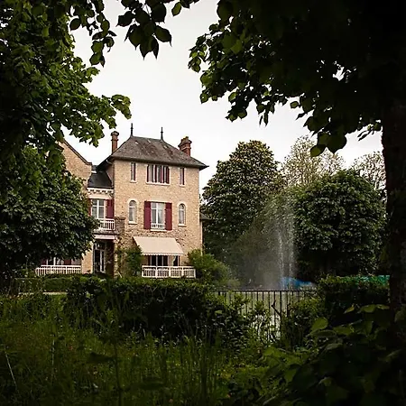 Le Pavillon De St Agnan Hautefort