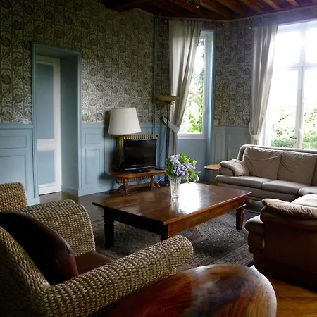 Le Pavillon De St Agnan Hautefort