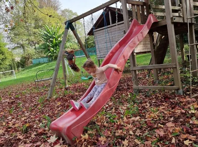 Feriepark Le Pavillon De St Agnan Hautefort