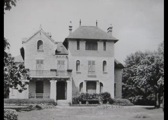 Le Pavillon De St Agnan 3*